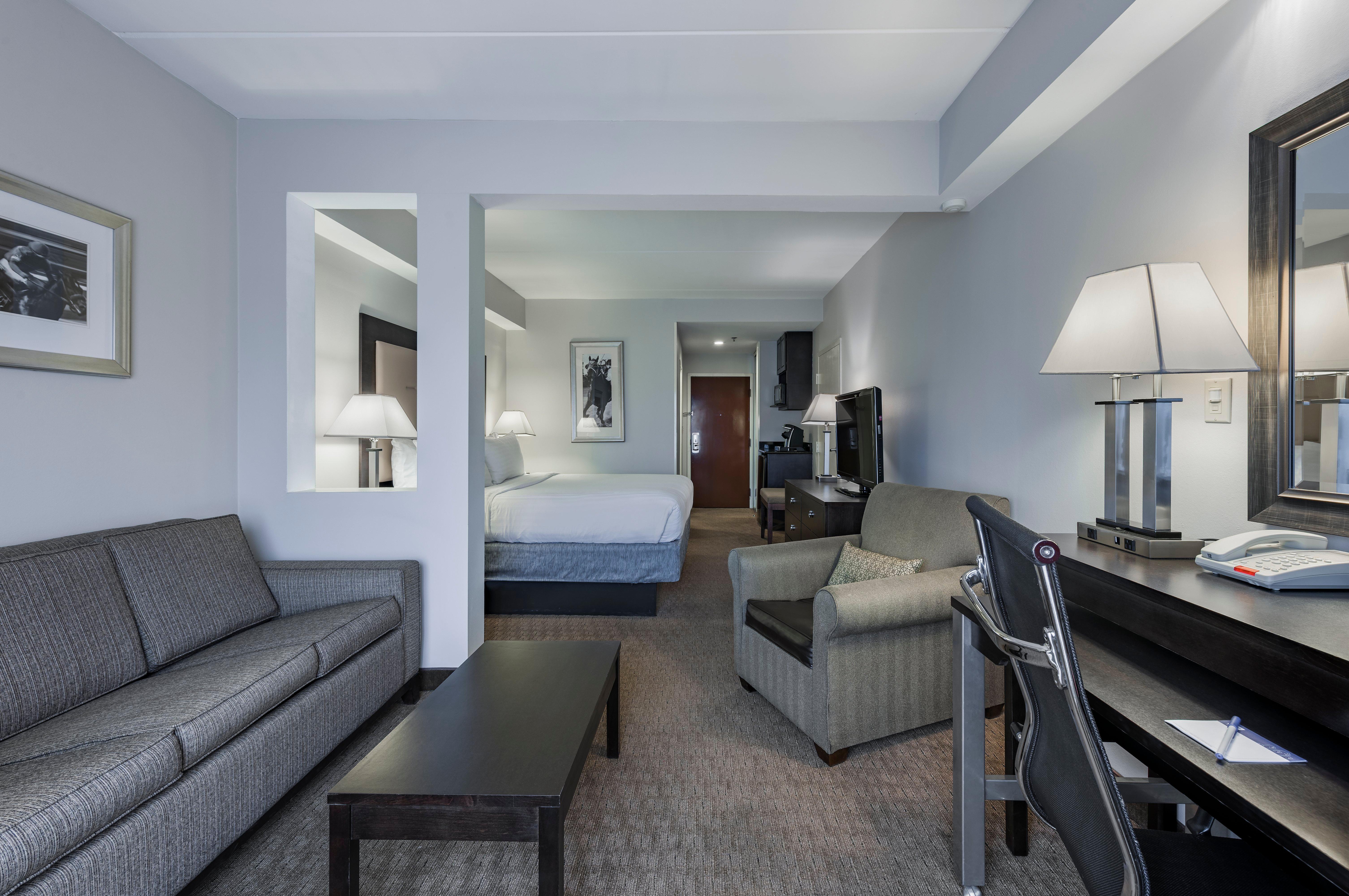 Holiday Inn Express & Suites Laurel Lakes By Ihg Esterno foto